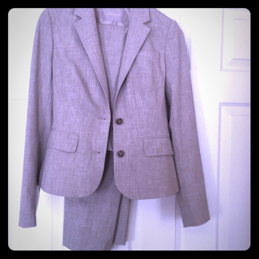 NEW-Tags suit set blazer and pants 4P- MACYS